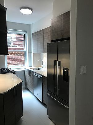 4th image of 20 Park Ave APT 10E