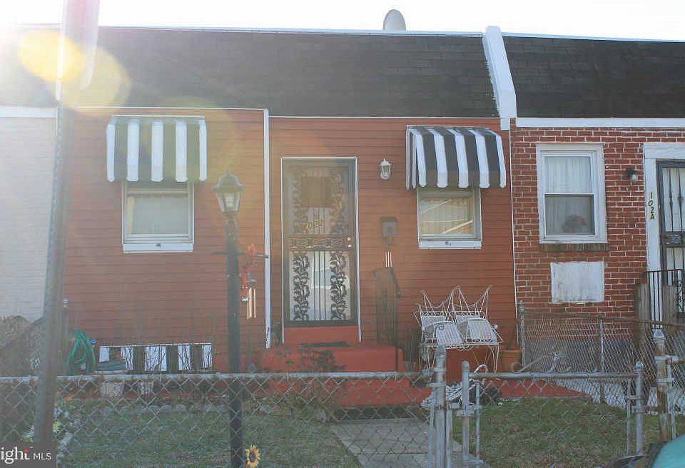 2nd image of 1022 Ash Rd