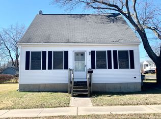 2 Columbus Ave, Enfield, CT 06082