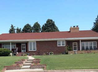 303 E Kansas Ave, Cimarron, KS 67835