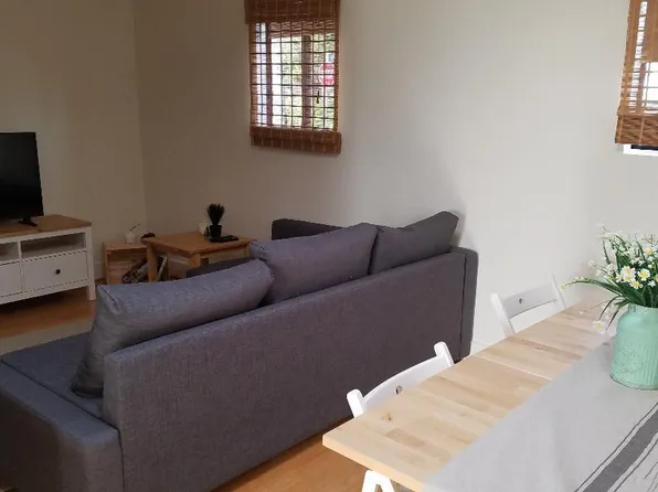 (undisclosed Address), Venice, CA 90291