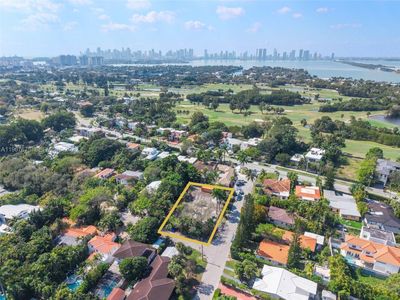 2880 Fairgreen Dr, Miami Beach, FL, 33140
