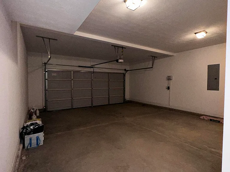 182 Caroleton Dr — Photo 16