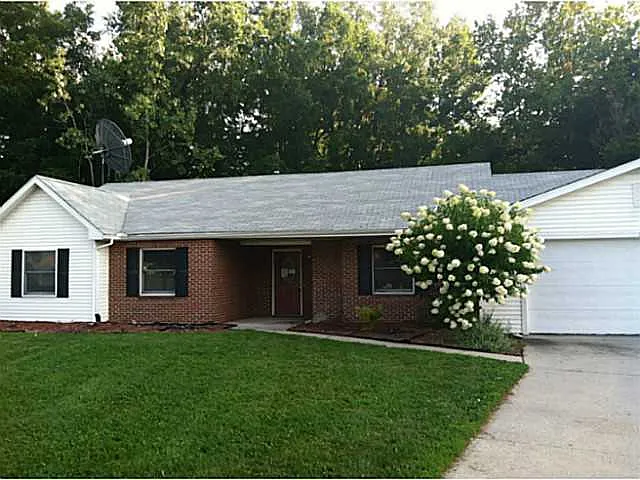 710 Heller St photo 1