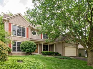 255 Hillhurst Dr, Cary, IL 60013