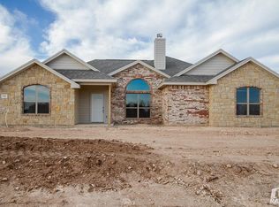 9506 Bighorn Trl, San Angelo, TX 76901