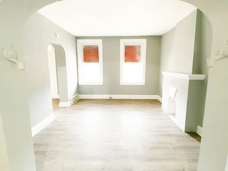 3324 Liberty St — Photo 4