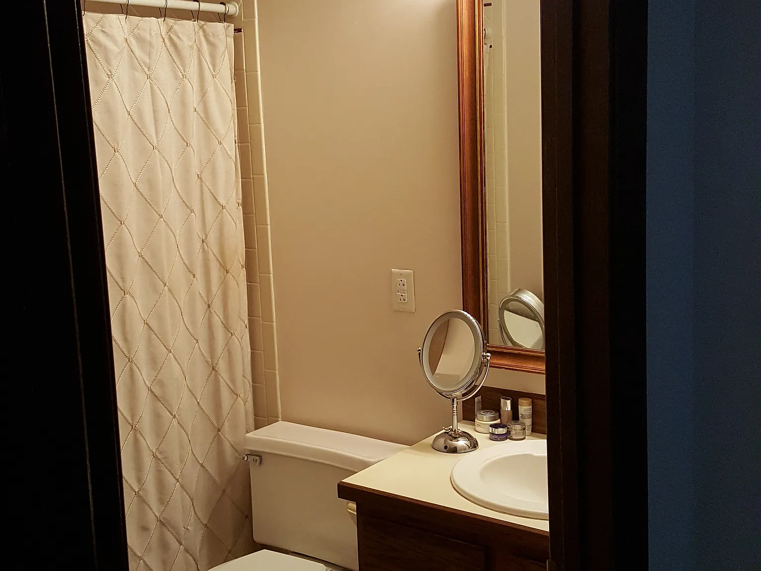 1 bed, 690 sqft, $1,350 — Photo 3