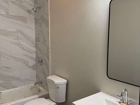 5th image of 7948 S Evans Ave #1