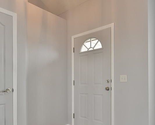3rd image of 6423 N 149th St