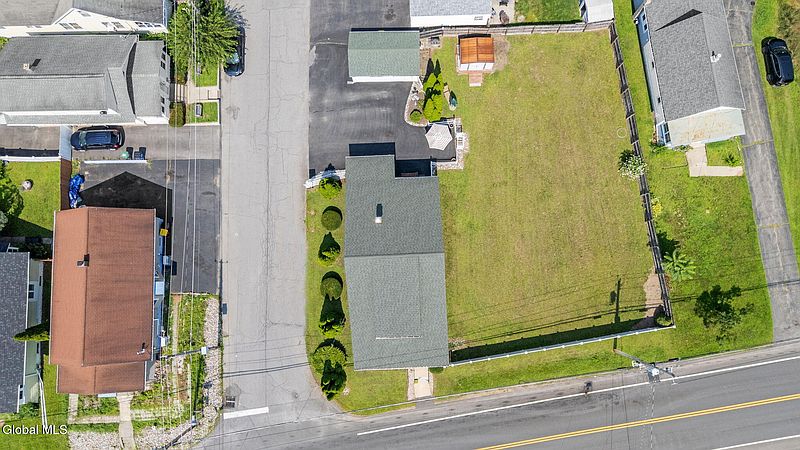 4th image of 17 Osborne Road