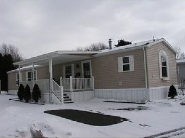 1st image of 2723 E Park Ln