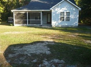 304 W 10th St, Southport, NC 28461