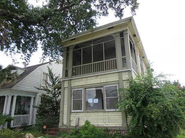 1st image of 8536 S Claiborne Ave