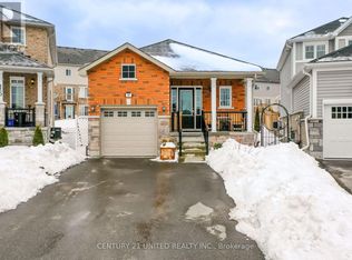 14 Summer Ln #5, Selwyn, ON K9L0G4