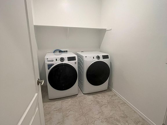 4th image of 25766 N 43rd Ln