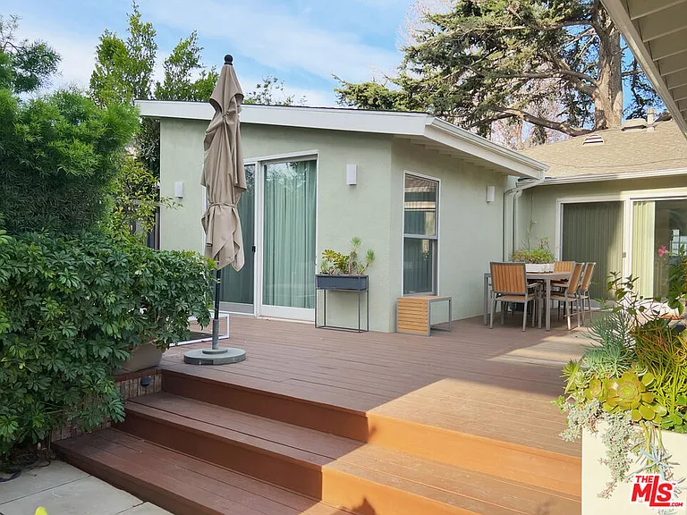 2707 Westwood Blvd — Photo 3