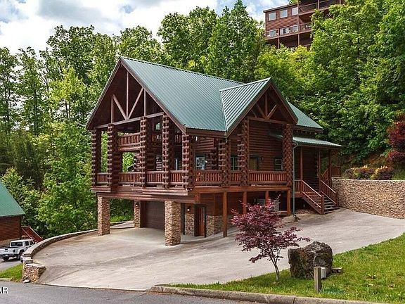 2nd image of 4707 Nottingham Heights Way