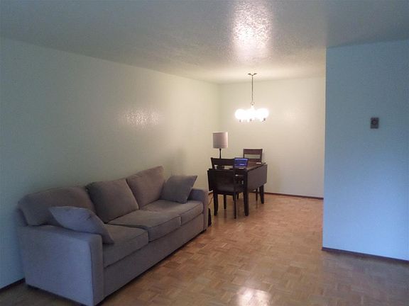 3rd image of 12035 32nd Ave NE APT 205