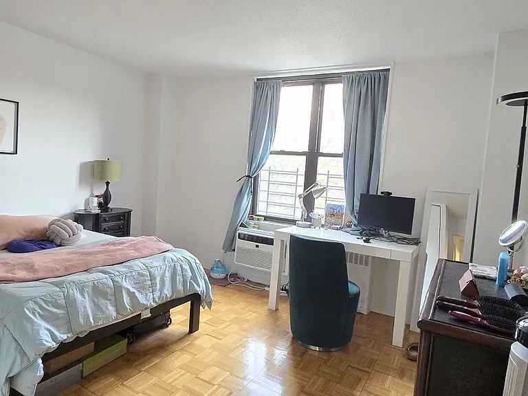 175 W 90th St #3A — Photo 4
