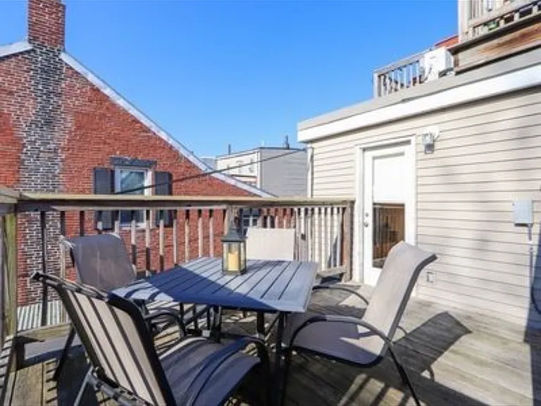 681 E 8th St #2 — Photo 16