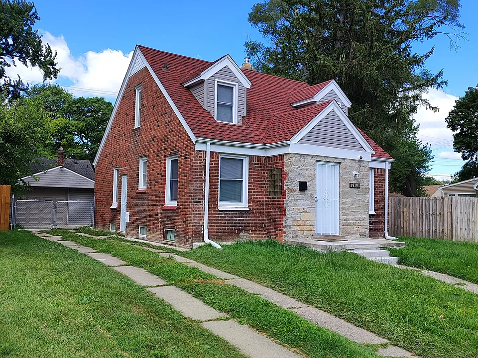 19191 Patton St