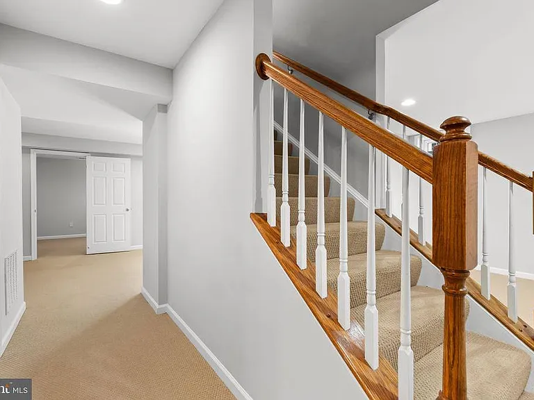 3329 Anne De Bourgh Dr — Photo 45