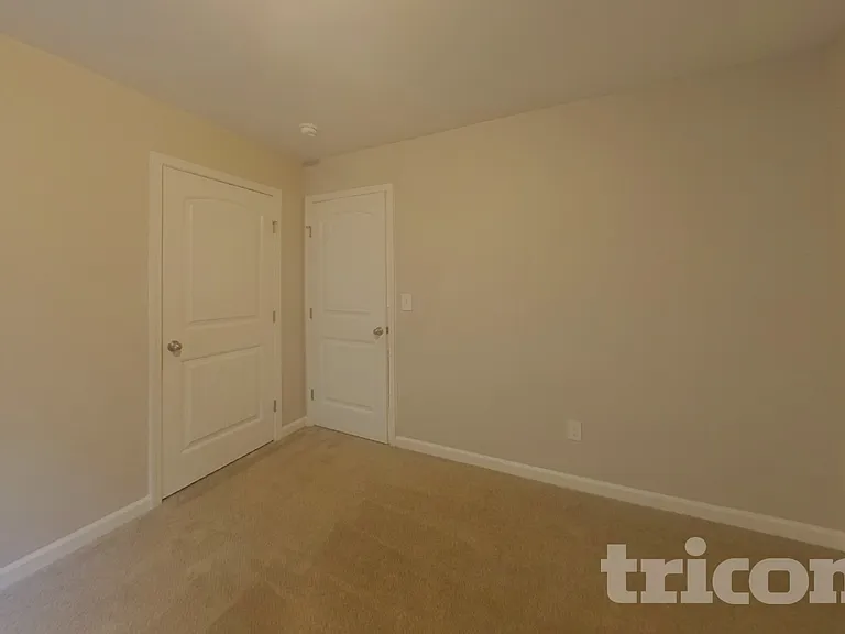 1008 Eldon Ln — Photo 11