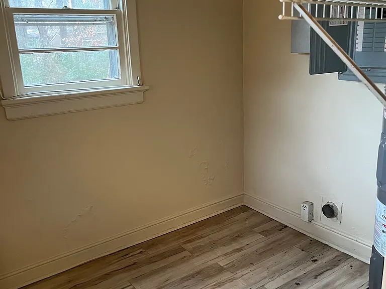 8309 Mark Lawn Dr — Photo 7