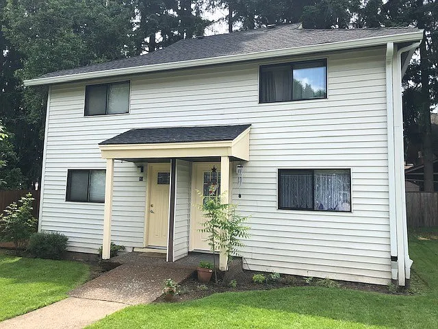 1655 Douglas St — Photo 1