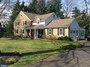 1915 Harte Rd, Jenkintown, PA 19046