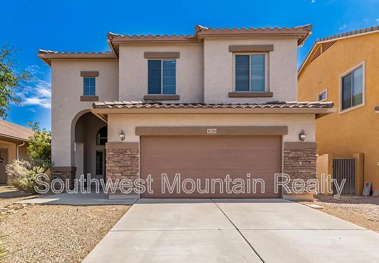 41261 W Laramie Rd — Photo 2