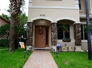 2535 SW 82nd Ave, Miramar, FL 33025