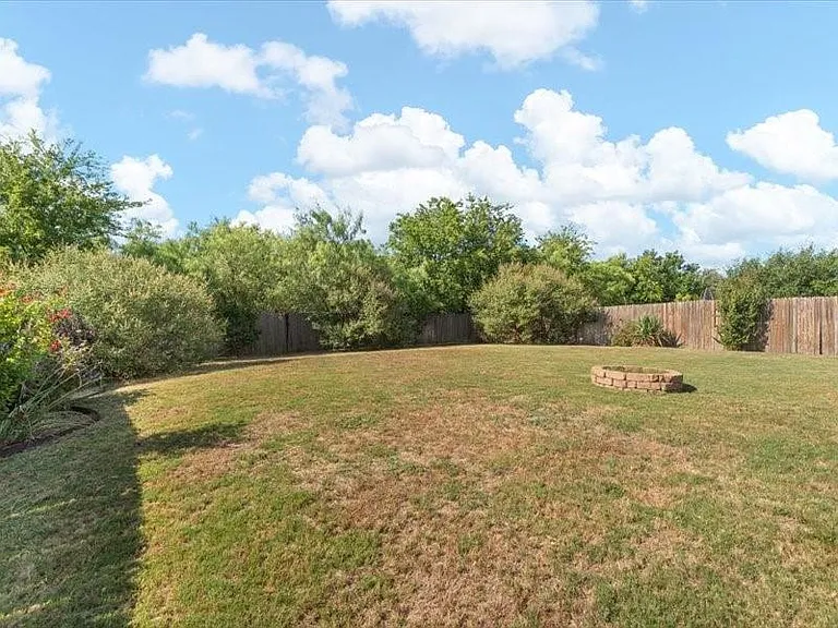 654 Plum Dr — Photo 34