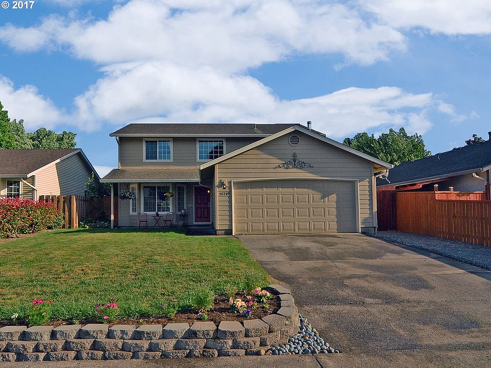 1st image of 15719 NE 32nd St