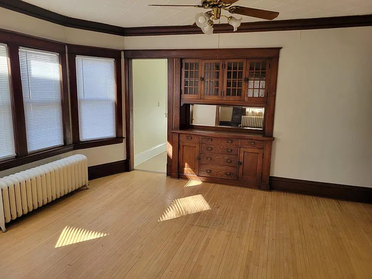 1681 Van Buren Ave #1 — Photo 16