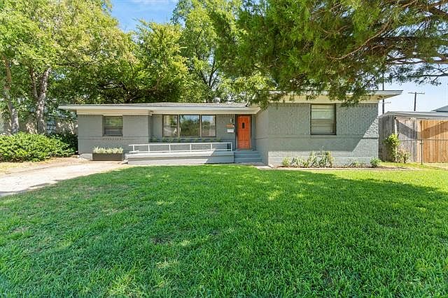1st image of 2823 Housley Dr