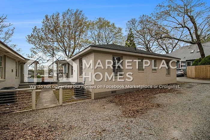 517 Woodward Ave SE — Photo 15