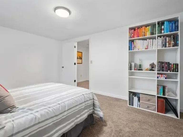 533 Birch St — Photo 25
