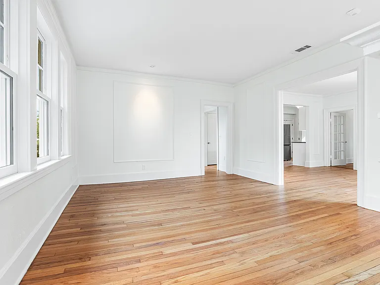 543 Washington Ave #1 — Photo 13