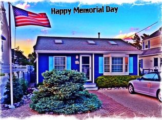 113 E 21st St, Long Beach Township, NJ 08008