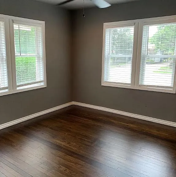 1235 S Florence Ave — Photo 18
