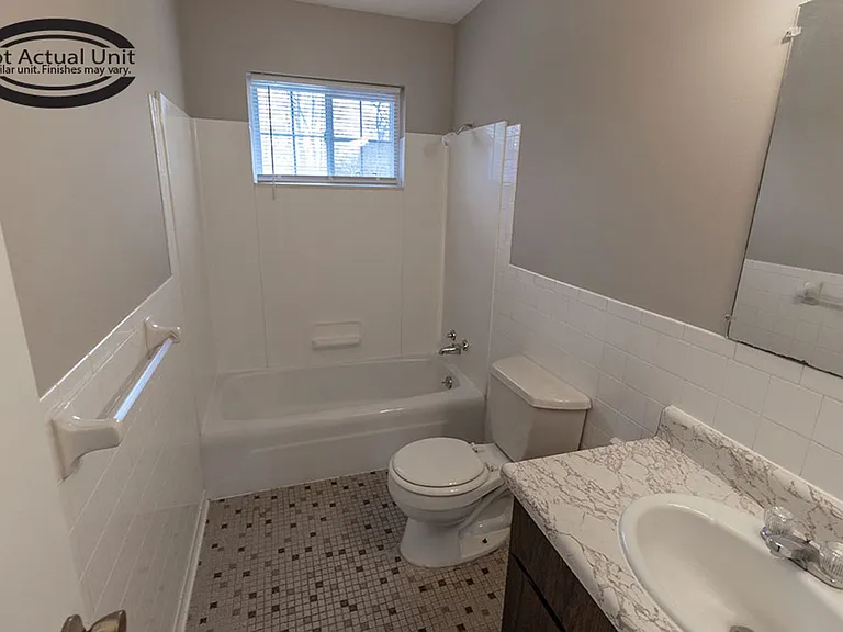 2932 Leeway Dr #D — Photo 17