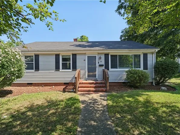32 Claremont Ave, Hampton, VA 23661