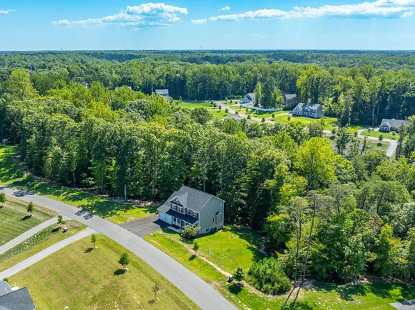 2415 Comptrollers Ct, Prince Frederick, MD 20678