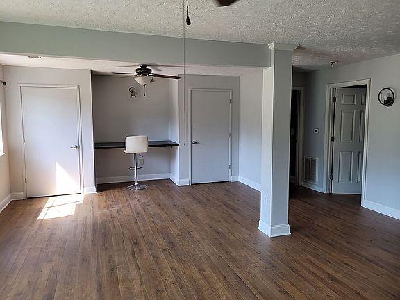 4th image of 8163 Glenwillow Ln Unit 104