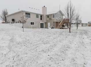 1451 Wood Haven Dr, Saint Charles, MO 63304