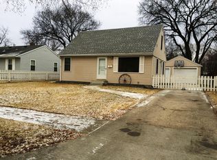 826 18th St S, Fargo, ND 58103