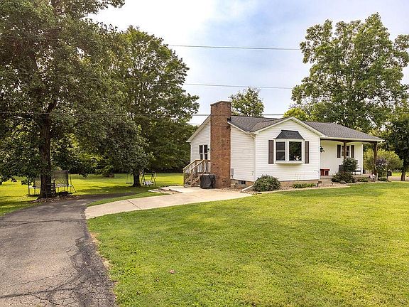 2nd image of 4261 Sugar Grove Rd SE