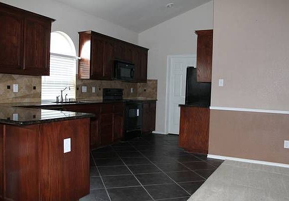 2nd image of 14101 Silkwood Dr